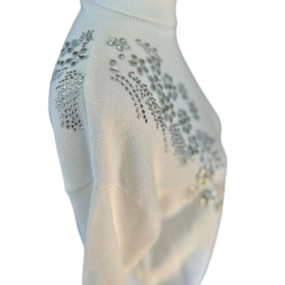 Truth By Republic White Turtleneck Rhinestone Embellished Cozy Soft Sweater Sz S - Picture 4 of 14